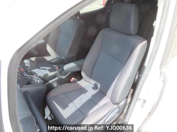 Used 2016 AT toyota noah ZRR80G Image[16]