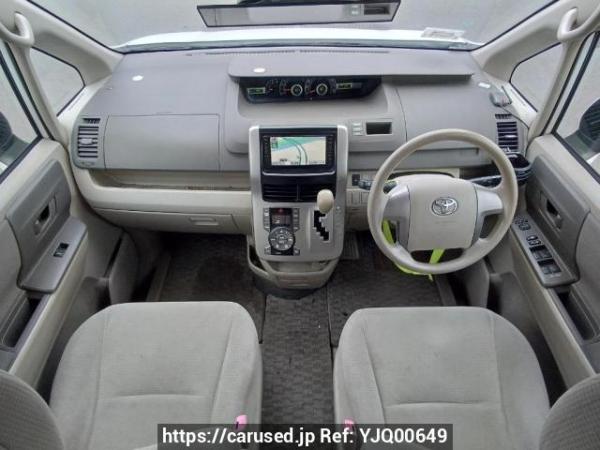 Used 2008 AT toyota noah ZRR75G Image[17]