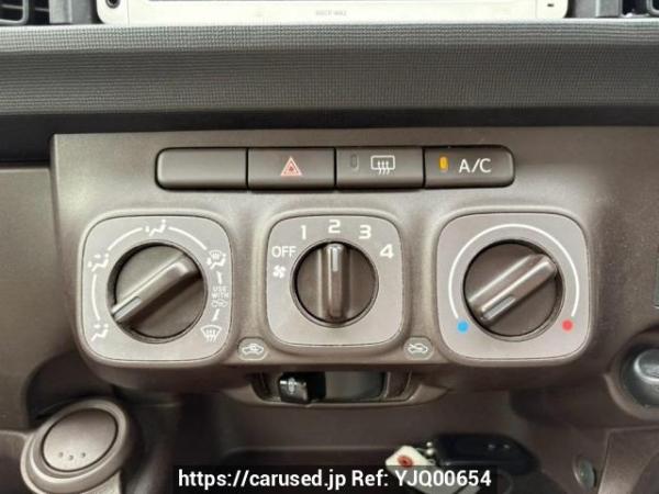 Used 2013 AT toyota passo KGC30 Image[21]
