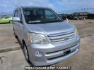 Toyota Noah AZR60G