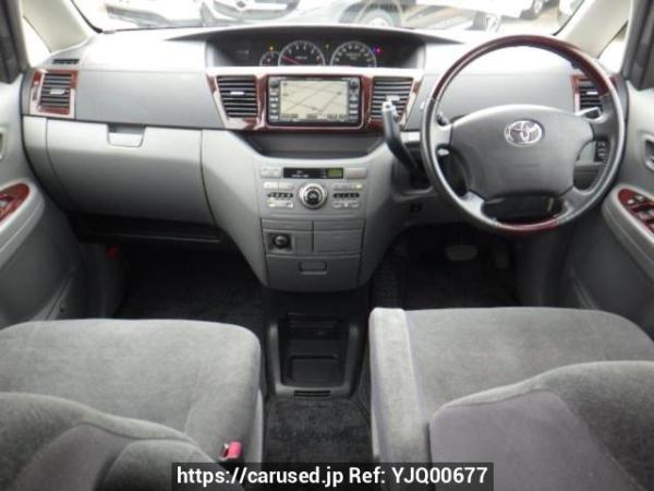 Used 2005 AT toyota noah AZR60G Image[16]