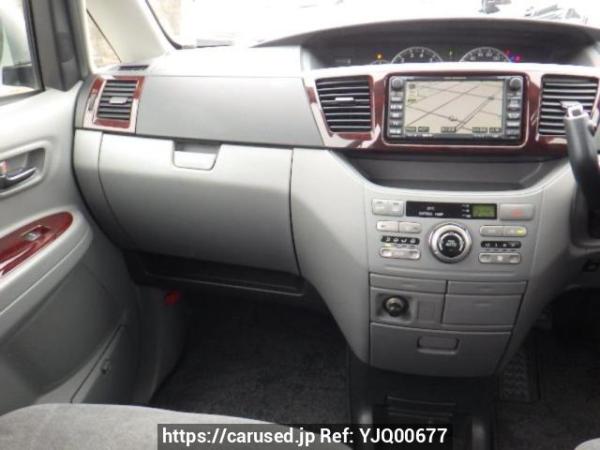 Used 2005 AT toyota noah AZR60G Image[17]
