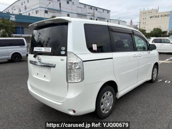 Used 2007 AT toyota noah ZRR70G Image[6]