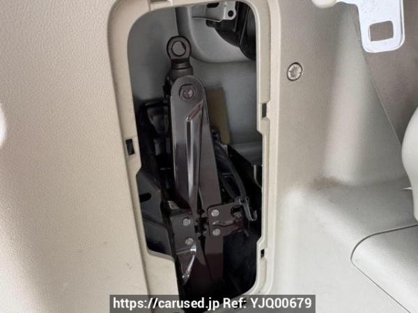 Used 2007 AT toyota noah ZRR70G Image[44]