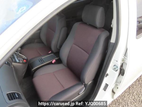 Used 2005 AT toyota wish ZNE10G Image[16]