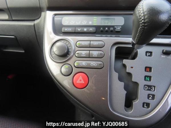Used 2005 AT toyota wish ZNE10G Image[29]