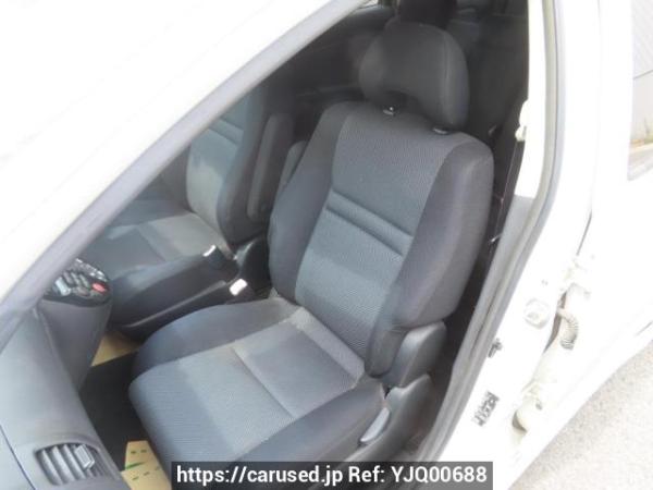 Used 2004 AT toyota wish ZNE10G Image[16]