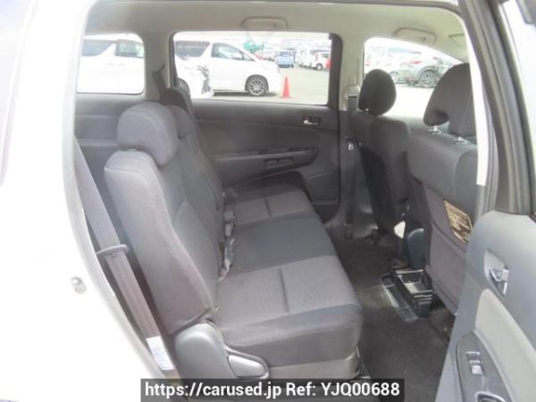 Used 2004 AT toyota wish ZNE10G Image[17]