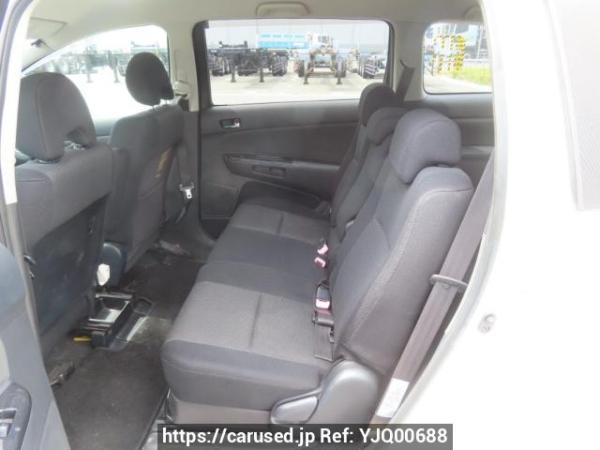 Used 2004 AT toyota wish ZNE10G Image[18]