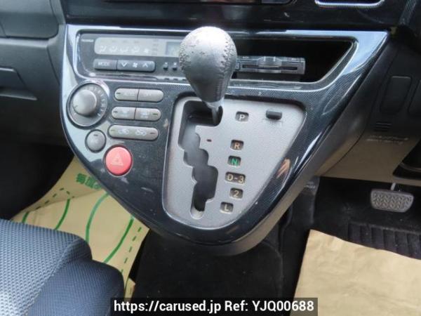 Used 2004 AT toyota wish ZNE10G Image[28]