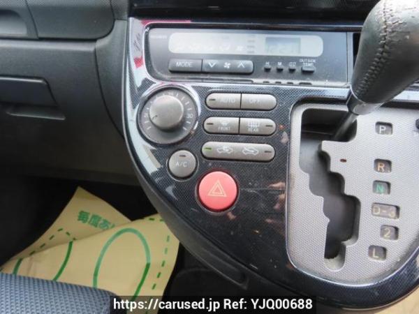 Used 2004 AT toyota wish ZNE10G Image[29]