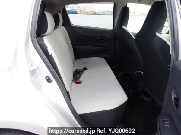 Used 2011 AT toyota vitz KSP130 Image[15]