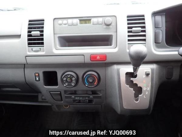 Used 2006 AT toyota hiace-van TRH200K Image[25]