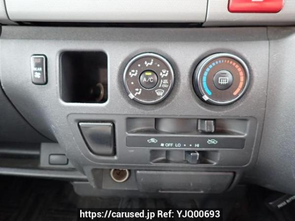 Used 2006 AT toyota hiace-van TRH200K Image[27]