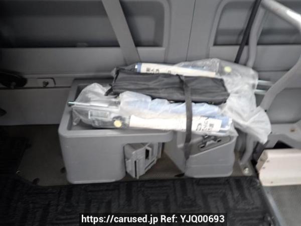 Used 2006 AT toyota hiace-van TRH200K Image[46]