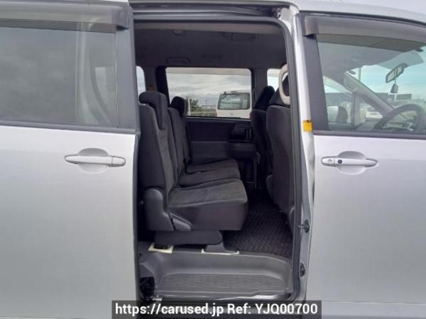 Used 2007 AT toyota noah ZRR75G Image[14]