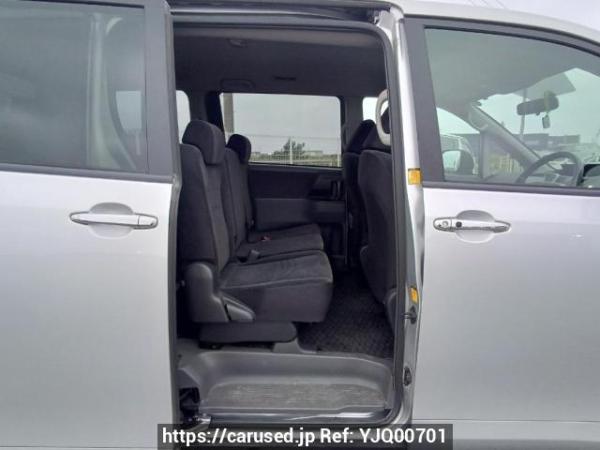 Used 2009 AT toyota noah ZRR75G Image[14]