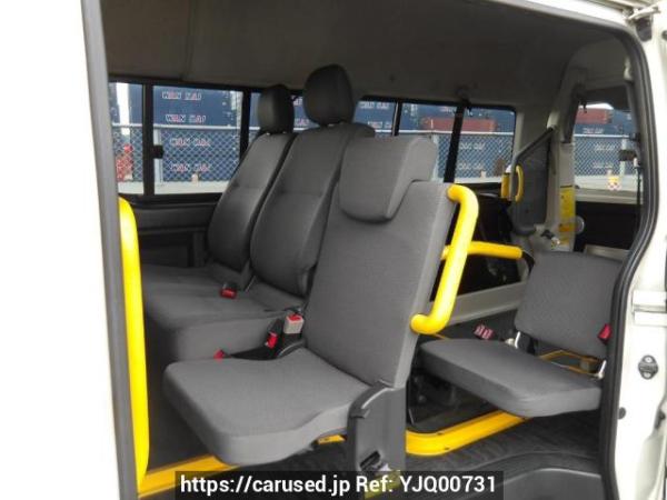 Used 2013 AT toyota regiusace-van TRH200K Image[15]