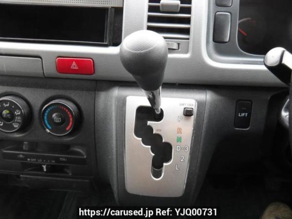 Used 2013 AT toyota regiusace-van TRH200K Image[21]