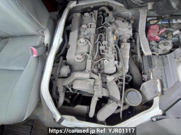 Used 2004 AT toyota hiace-van KDH205V Image[9]