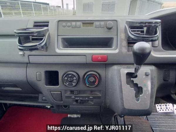 Used 2004 AT toyota hiace-van KDH205V Image[18]