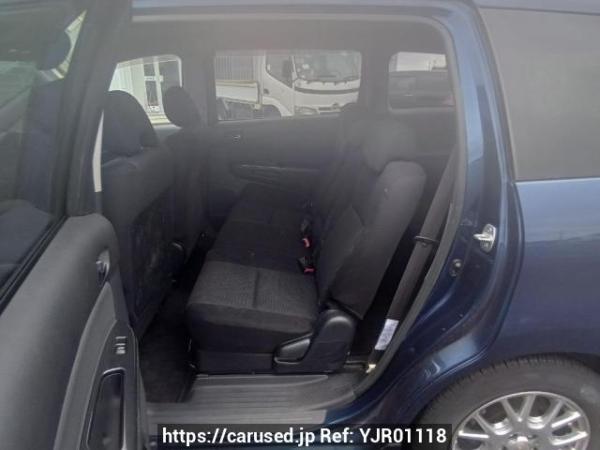 Used 2004 AT toyota wish ZNE10G Image[15]
