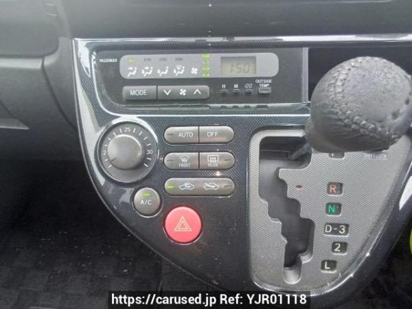 Used 2004 AT toyota wish ZNE10G Image[22]