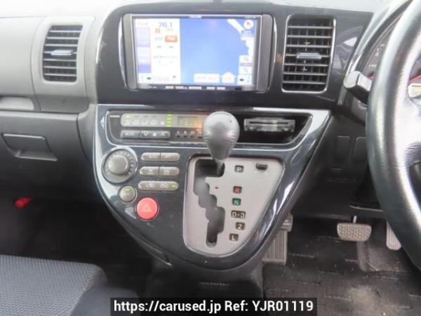 Used 2004 AT toyota wish ZNE10G Image[24]