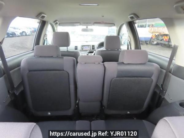 Used 2005 AT toyota wish ZNE10G Image[9]