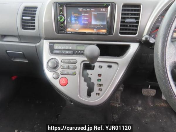 Used 2005 AT toyota wish ZNE10G Image[24]