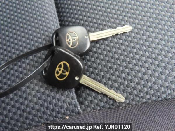 Used 2005 AT toyota wish ZNE10G Image[32]