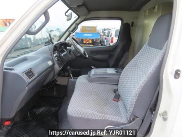 Used 2001 AT toyota hiace-van RZH112V Image[18]