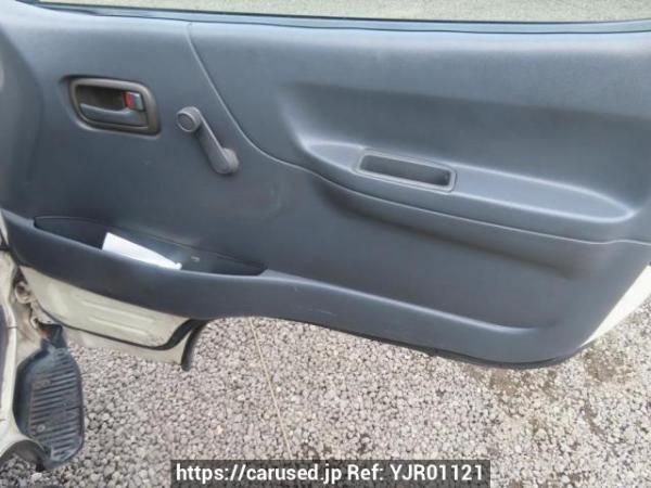 Used 2001 AT toyota hiace-van RZH112V Image[34]