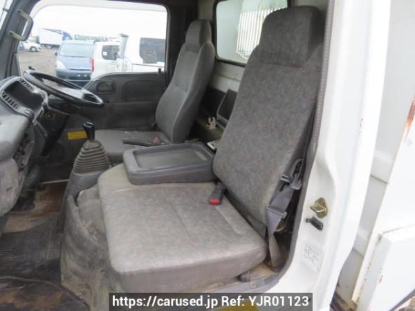 Used 2004 MT isuzu elf-truck NKR81ED Image[30]