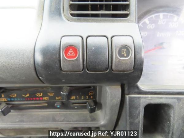 Used 2004 MT isuzu elf-truck NKR81ED Image[38]