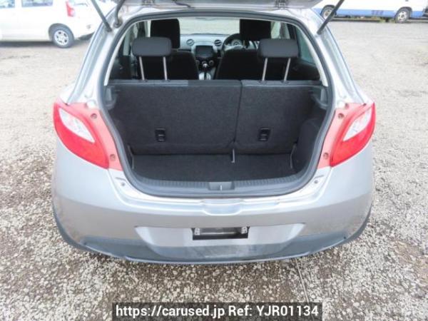 Used 2009 AT mazda demio DE3FS Image[8]