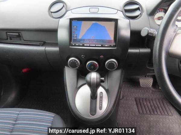 Used 2009 AT mazda demio DE3FS Image[20]