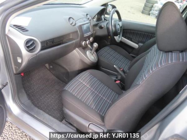Used 2009 AT mazda demio DE3FS Image[15]
