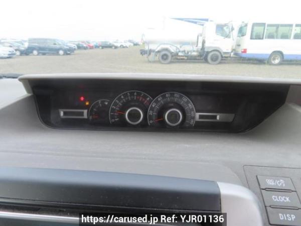 Used 2007 AT toyota noah ZRR70G Image[30]