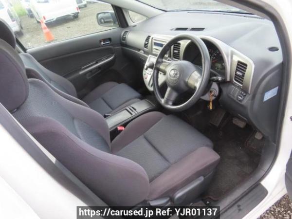 Used 2003 AT toyota wish ZNE10G Image[13]