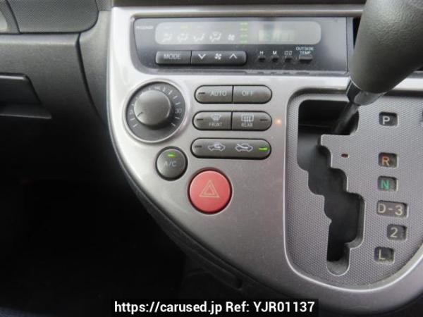 Used 2003 AT toyota wish ZNE10G Image[27]