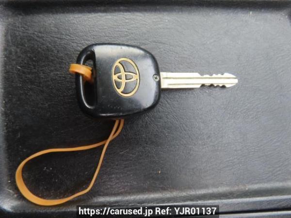 Used 2003 AT toyota wish ZNE10G Image[32]