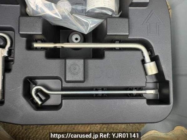 Used 2013 AT mazda demio DE3FS Image[43]
