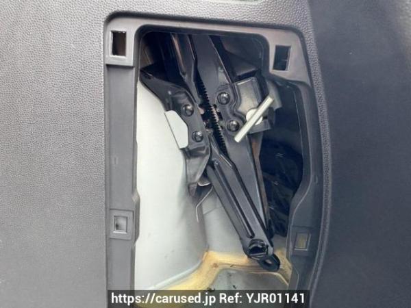 Used 2013 AT mazda demio DE3FS Image[44]