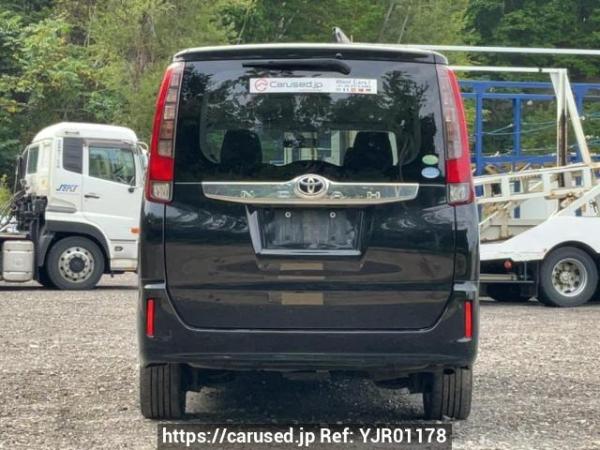 Used 2014 AT toyota noah ZRR85G Image[5]
