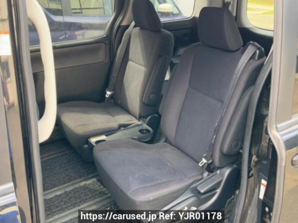 Used 2014 AT toyota noah ZRR85G Image[15]
