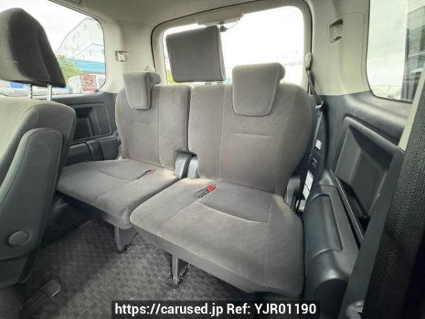 Used 2010 AT toyota noah ZRR70G Image[16]