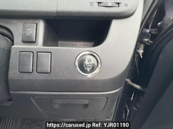 Used 2010 AT toyota noah ZRR70G Image[30]