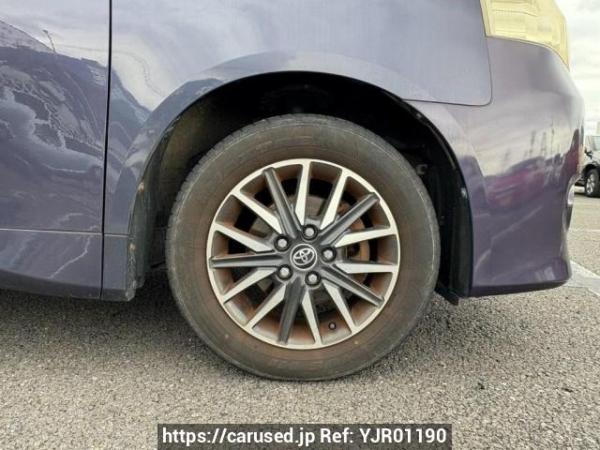 Used 2010 AT toyota noah ZRR70G Image[33]