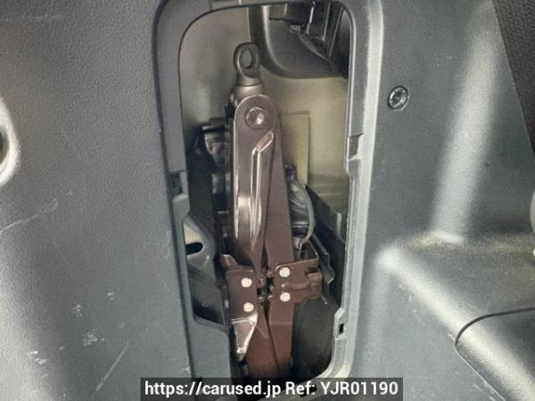 Used 2010 AT toyota noah ZRR70G Image[47]